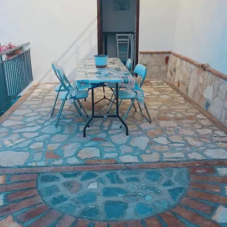 Brezza Di Mare * سنتولا